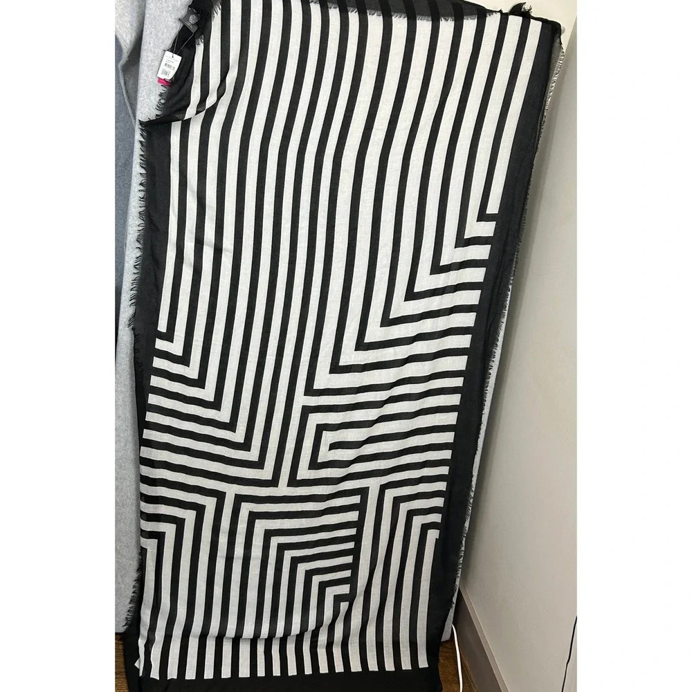 Vince Camuto Scarf Black White Geometric Striped Fringe Wrap 78